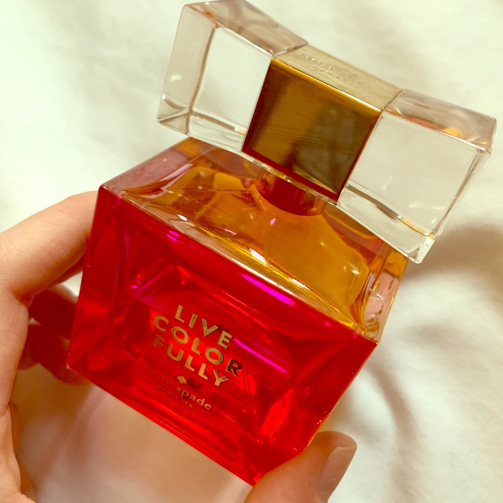 Live Colorfully Eau De Parfum Spray